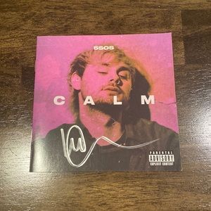 SIGNED 5 seconds of summer cd booklet